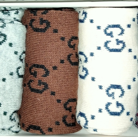 Quality comfortable unisex socks and more